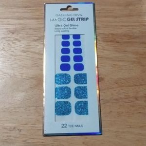 New Dashing Diva Ultra Shine Gloss Gel Strips Pedi Kit ✨2/$20✨